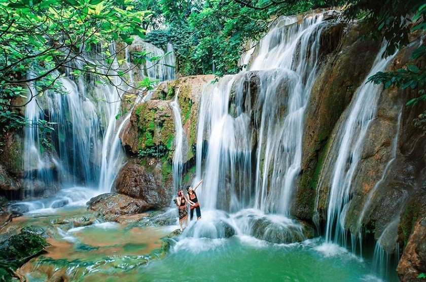 Dai Yem Waterfall 4 - star OCOP tourism product